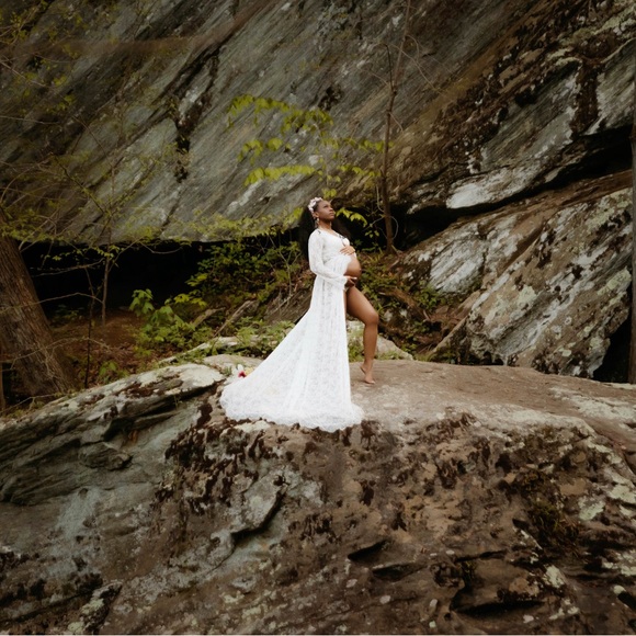 MEET YOUR POSHER - Picture 3 of 4